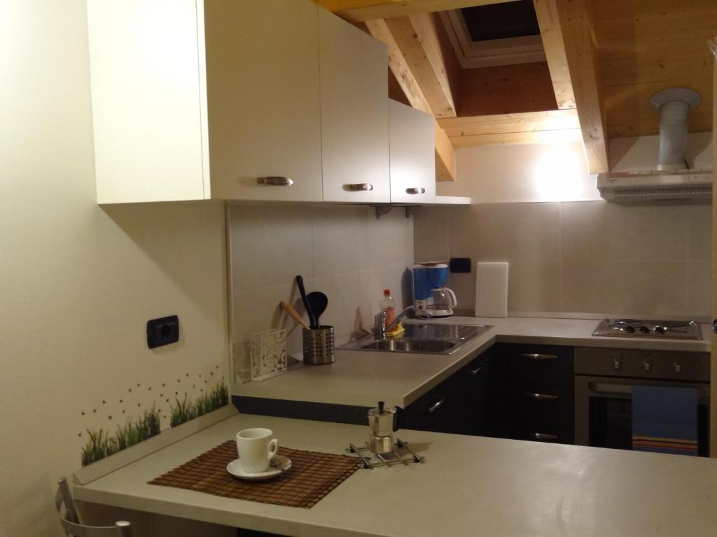 Helianthus Residence Cannero Riviera Rum bild